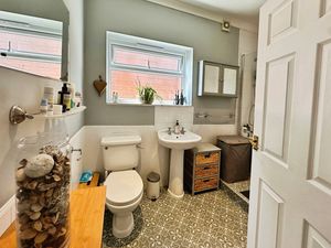 SILCOTT STREET- click for photo gallery
